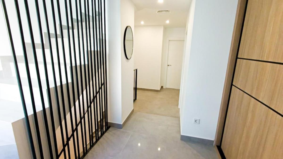 Hébergement de vacances A2502 Sky Hill Modern 3-bedroom In